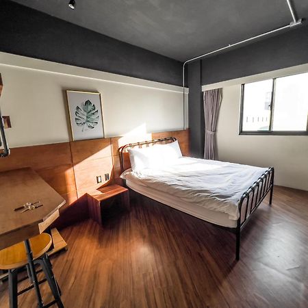 寓旅Inn Taichung Bagian luar foto